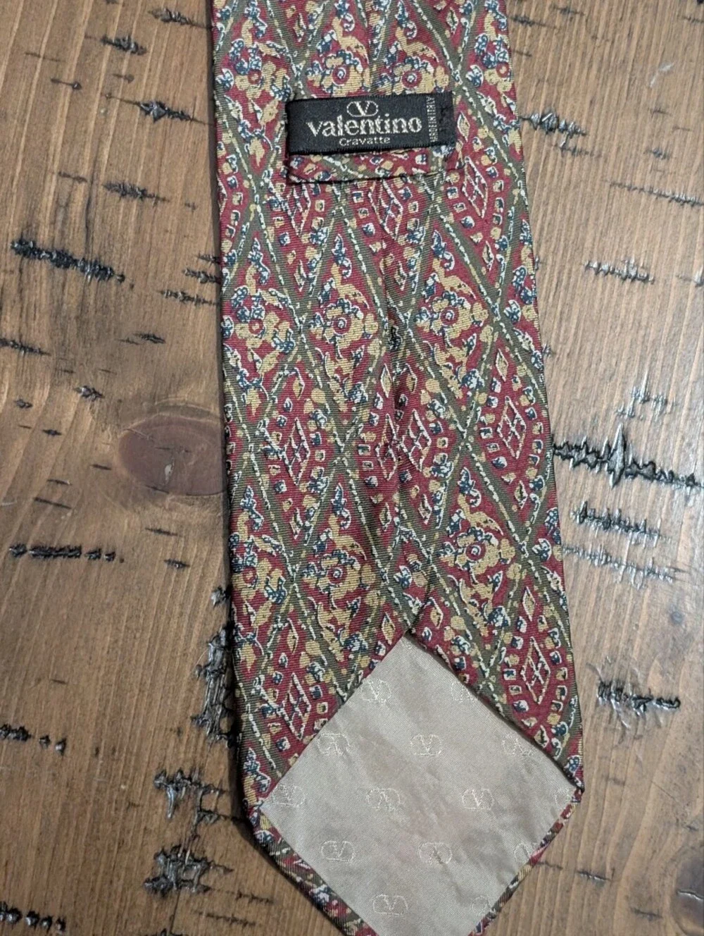 VTG- Valentino 100% Silk Abstract Tie